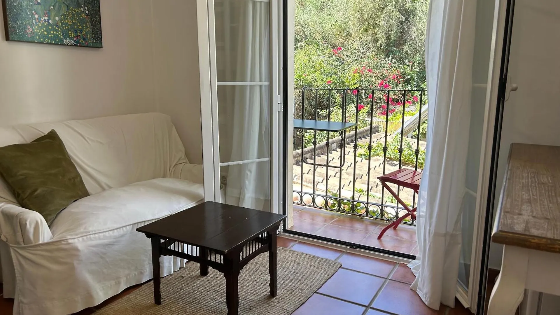 At Home In Malaga Stay & Solo Travellers Rincón de la Victoria Bed & Breakfast