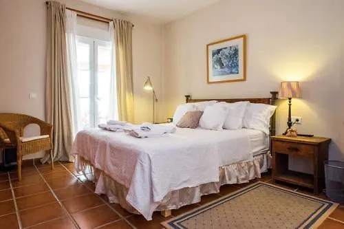 At Home In Malaga Stay & Solo Travellers Rincón de la Victoria Bed & Breakfast