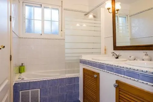 At Home In Malaga Stay & Solo Travellers Rincón de la Victoria Bed & Breakfast