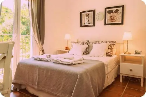 At Home In Malaga Stay & Solo Travellers Rincon de la Victoria Bed & Breakfast